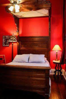 La Belle Esplanade Bed & Breakfast New Orleans