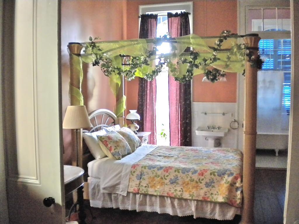 Bed & Breakfast La Belle Esplanade 3*