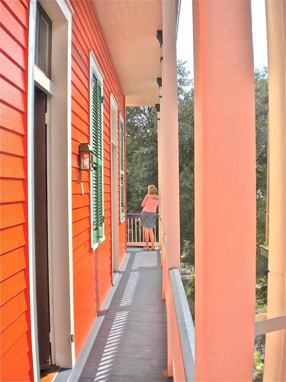 La Belle Esplanade Bed & Breakfast