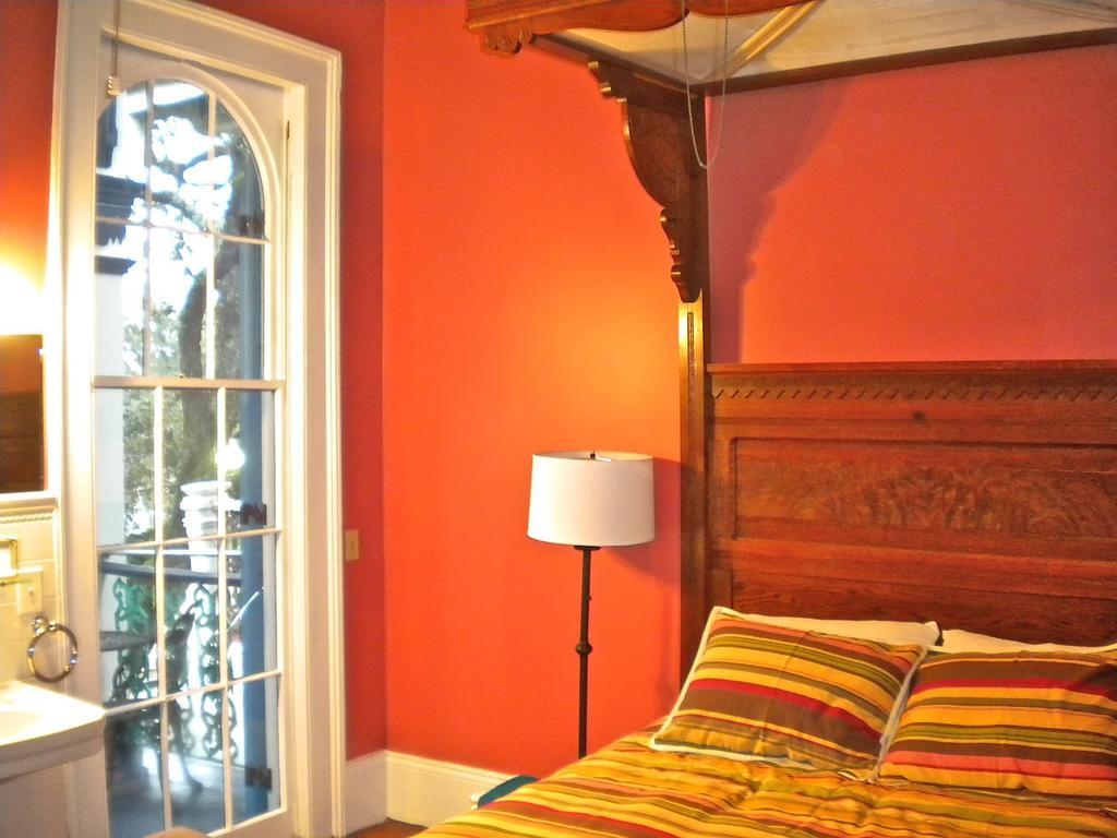 Bed & Breakfast La Belle Esplanade 3*
