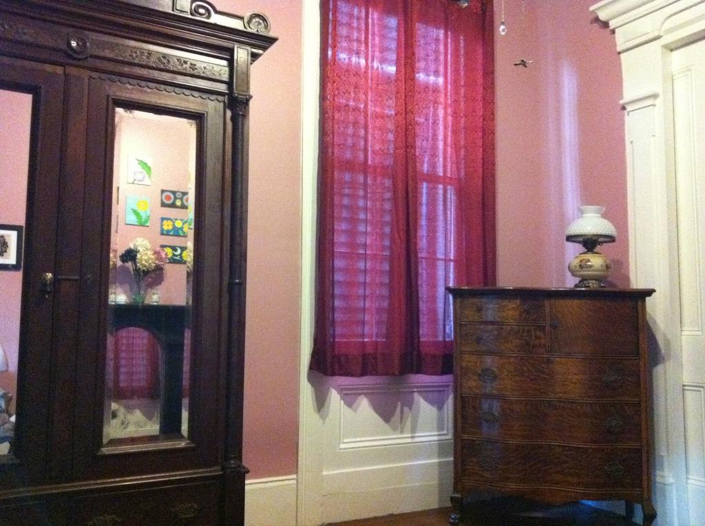 La Belle Esplanade Bed & Breakfast 3*